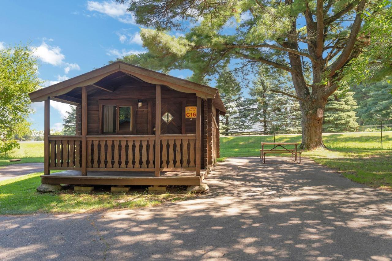 Yogi Bear'S Jellystone Park Camp-Resort Wisconsin Dells Lake Delton Exterior foto